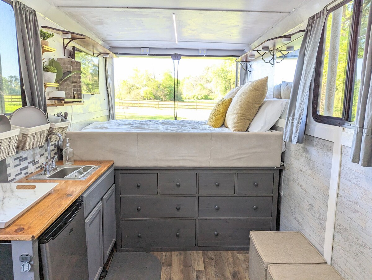 The Cozy Camper, Romantic Couples Glamping