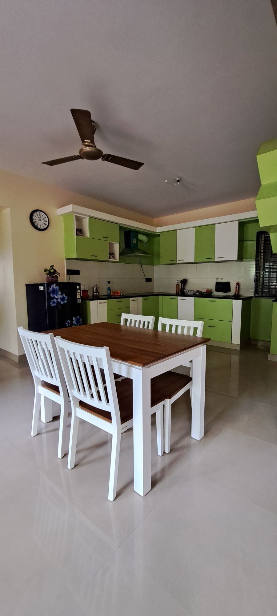 Cozy Fully furnished 2BHK flat in ECity Ph2
