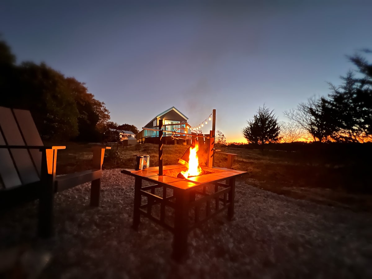 Lazy Spring Farm Star Gazing Hot Tub 3