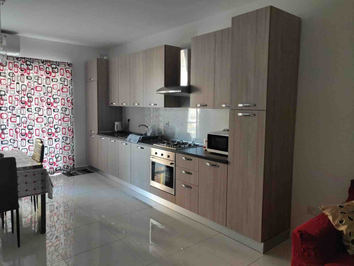 Modern & spacious Apartment in Qawra
