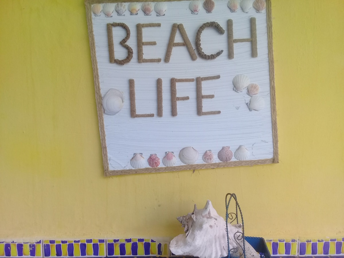 马斯卡（ Masca ）海滨设有泳池、空调和海滨的小木屋。