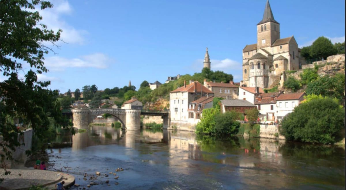 La maisonnette en bordure de rivière