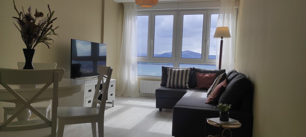 C01A05 Precioso apartamento con vistas al mar