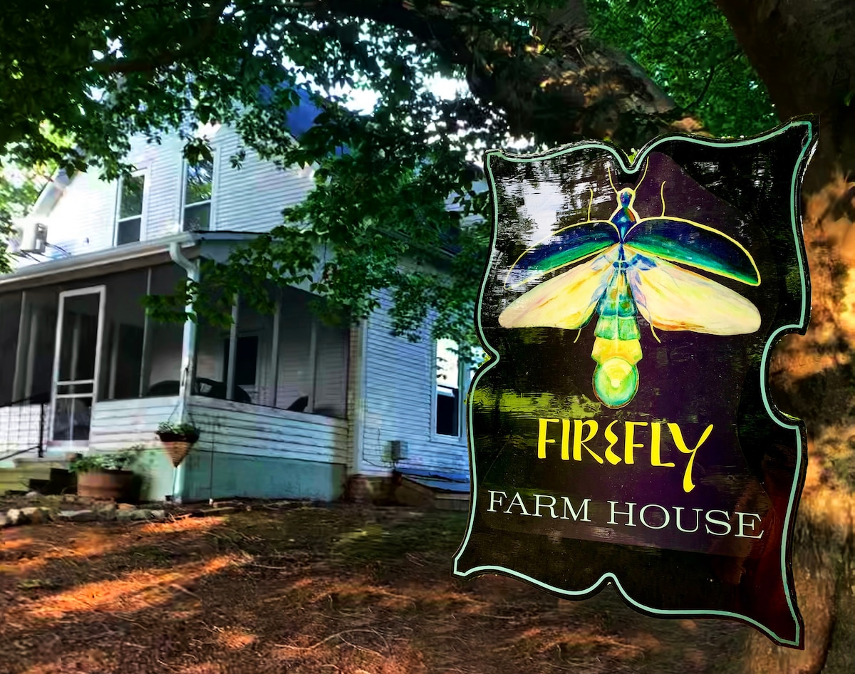 Firefly Farmhouse in Nostalgic Pastoral Setting