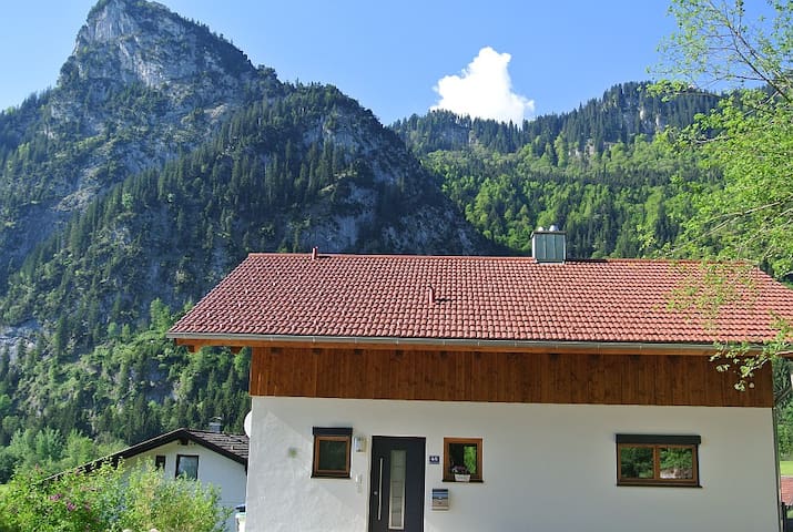 奥伯阿默高(Oberammergau)的民宿