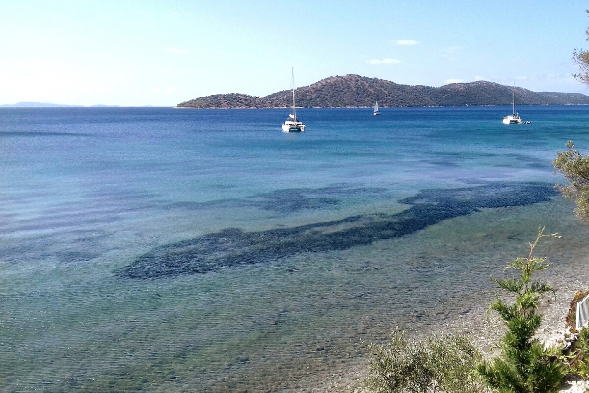 Linovrohia villa in Ionian islands