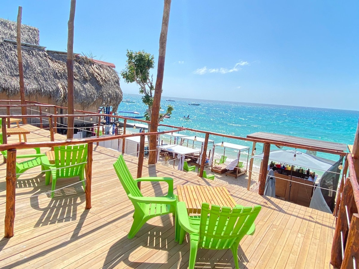 habitación con vista al mar