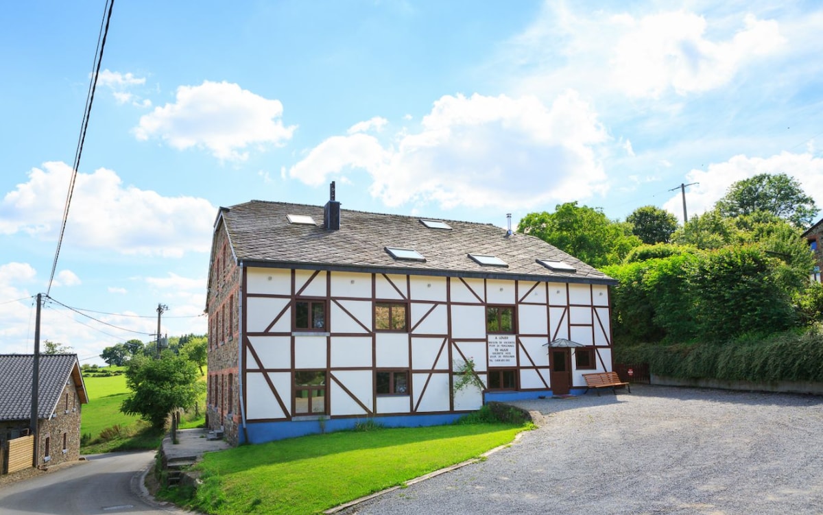 Spacious Farmhouse with Sauna, Pool & Valley-view