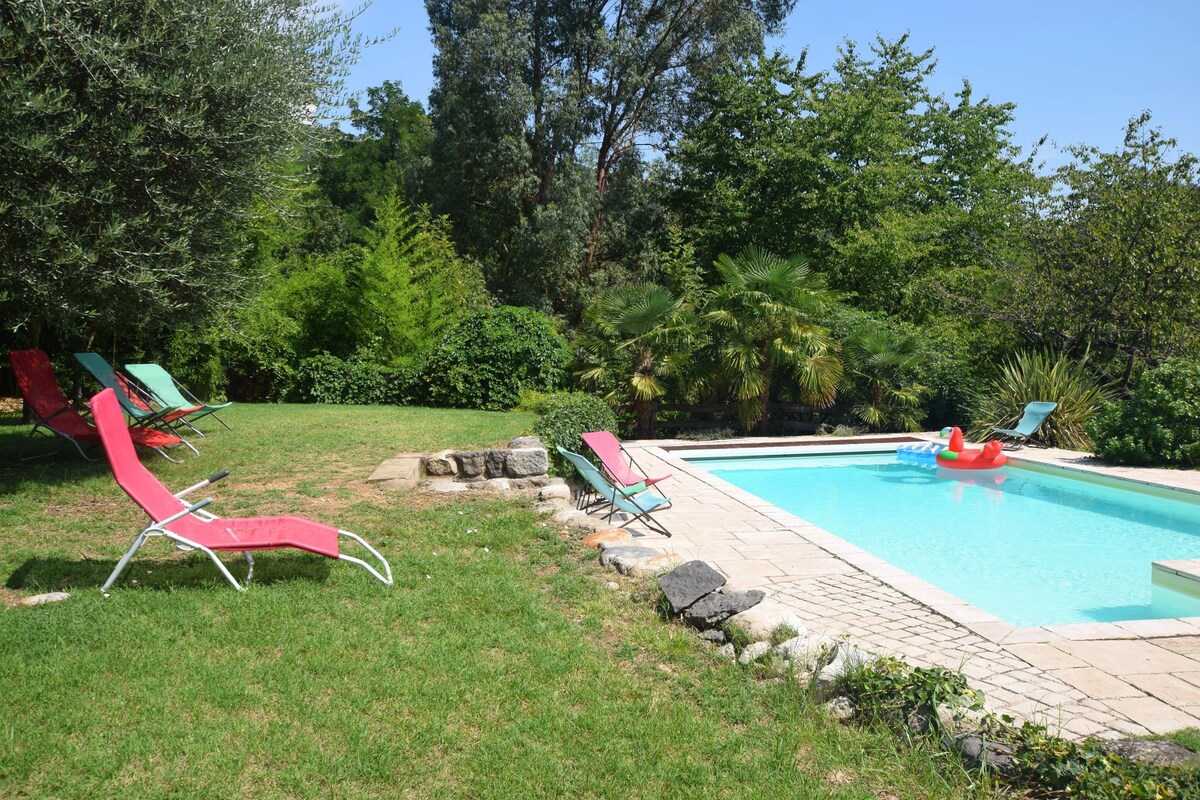 Peaceful holiday home with pool in Ardèche