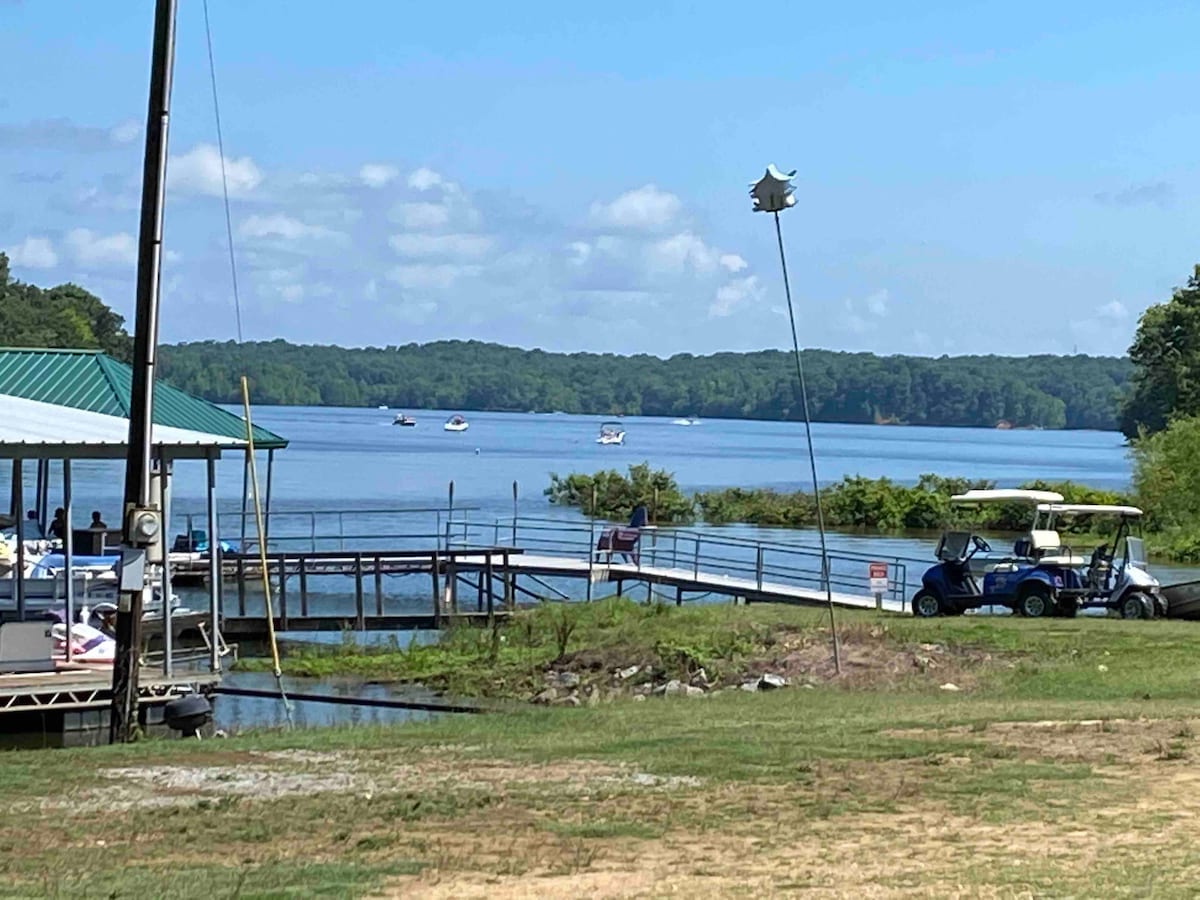 KY Lake with Dock/Pontoon租赁