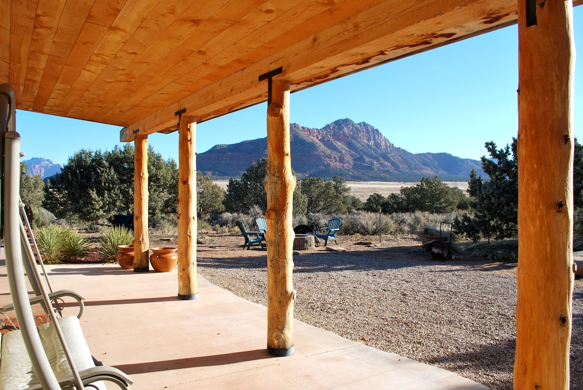 Juniper Hilltop Lodge Near Zion NP