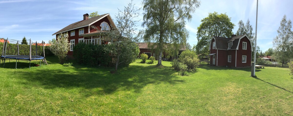 19世纪Dalarna farmstead in Tällberg/Laknäs