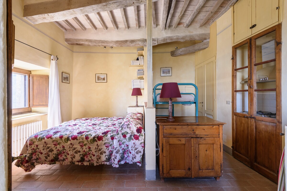 Matilde's place, romantic/relaxing place to stay