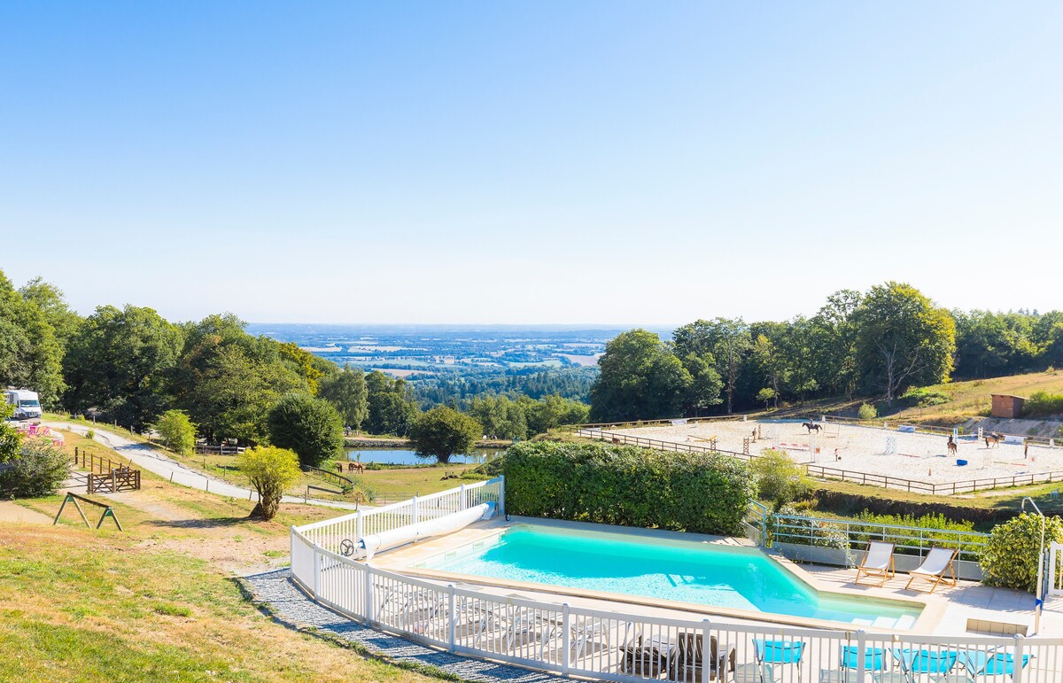 Domaine HautsDeBlond  1 : Gite avec piscine