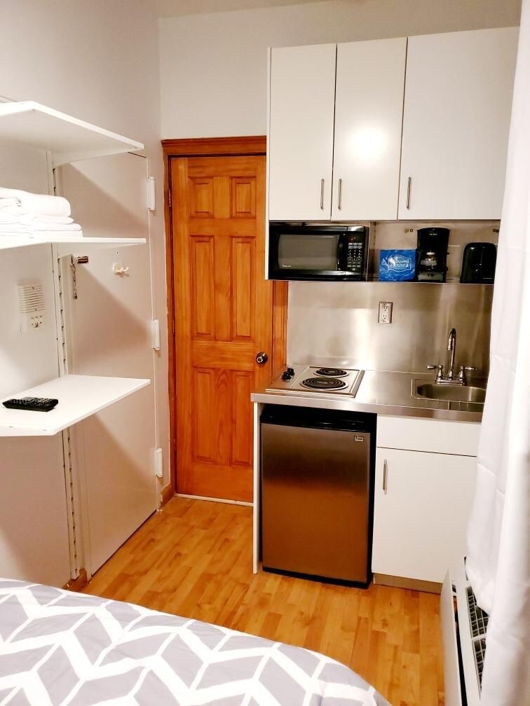 纽约市市中心优化的微型单间公寓