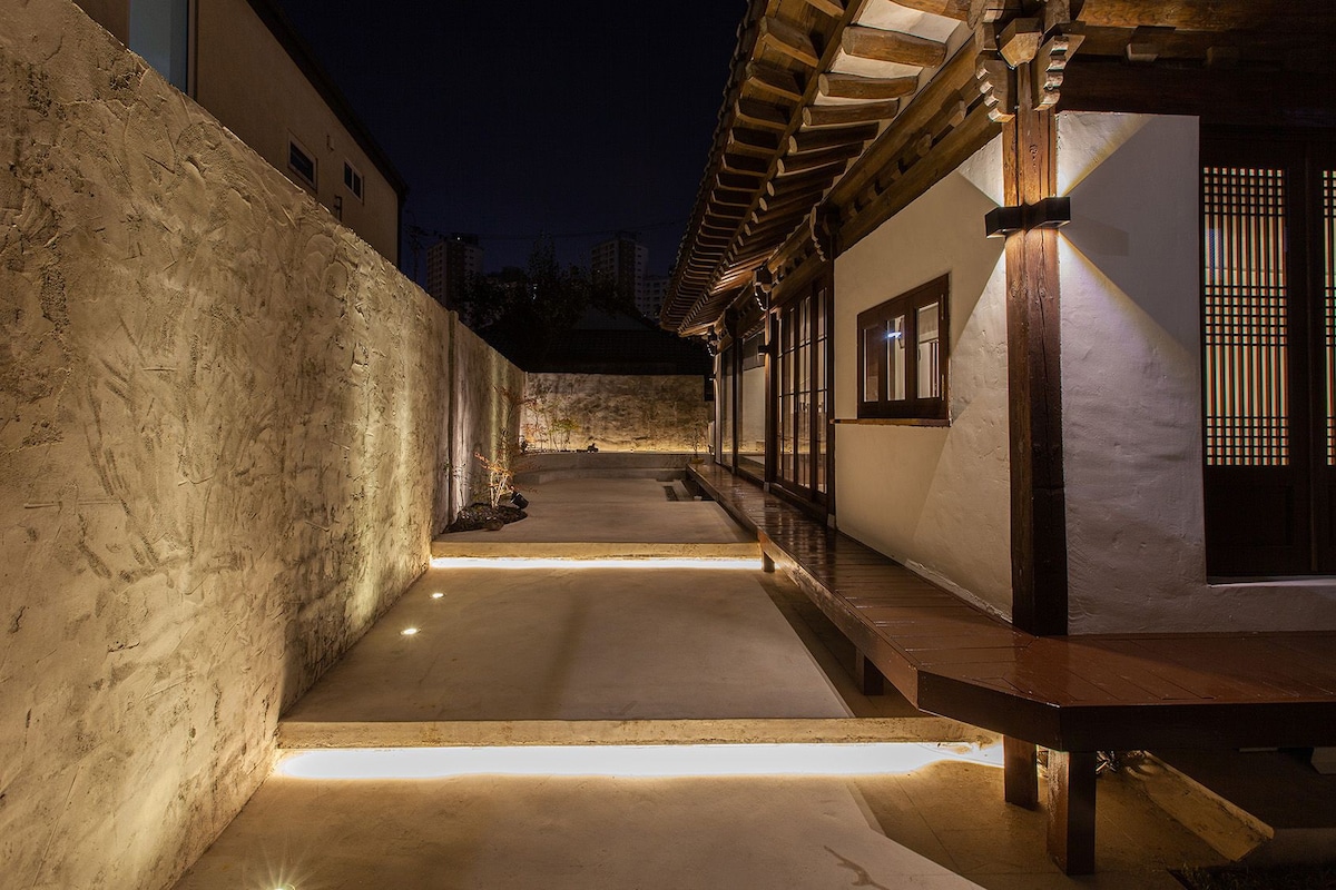 Hanok Stay「Hwajung」