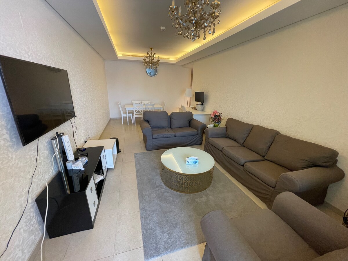位于卡塔里（ Qatari ）最好的地区的公寓式酒店
