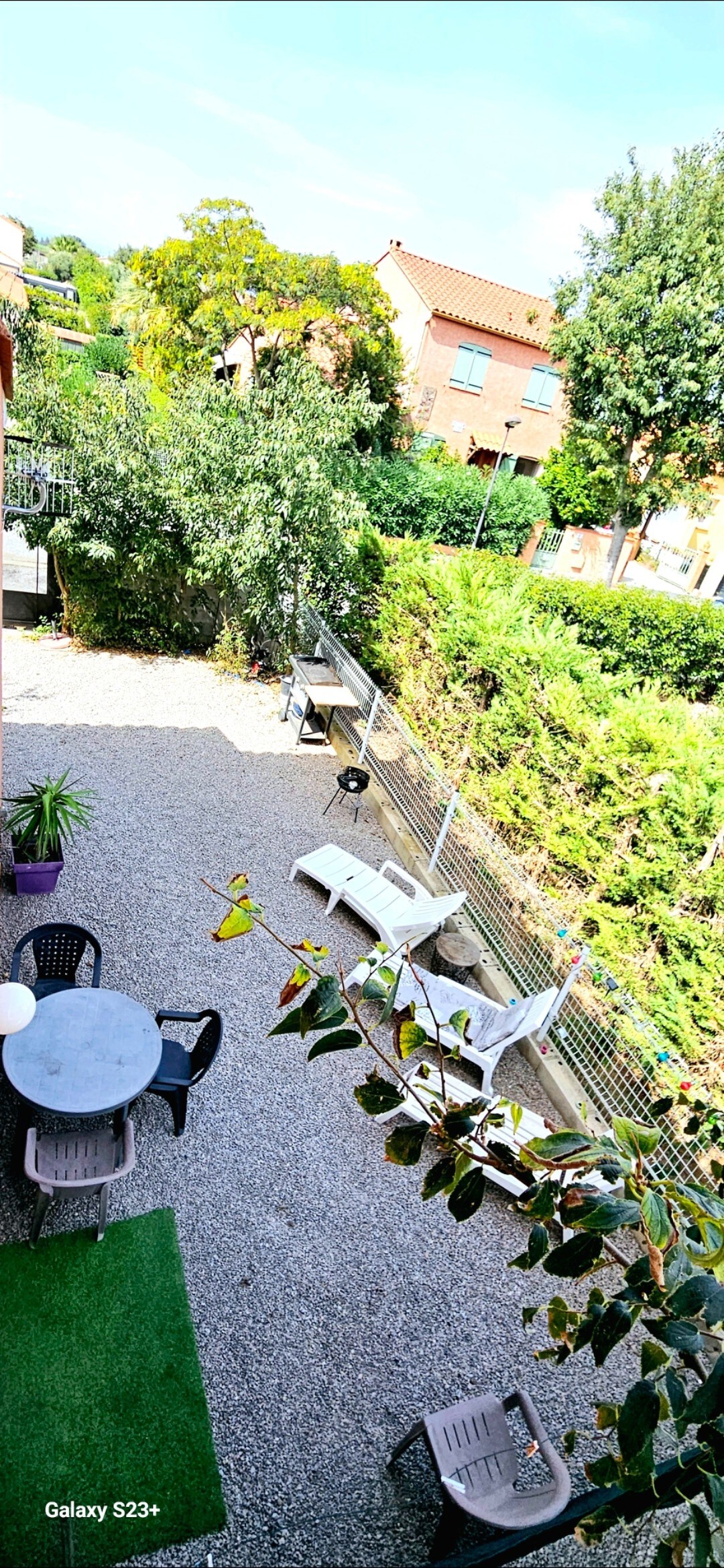 Proche mer appartement avec jardin,place parking.