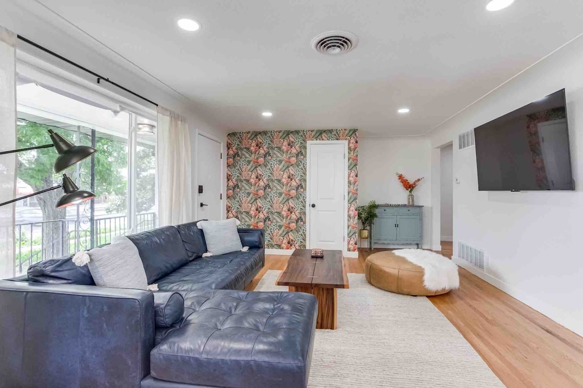 Berkeley~Sunnyside Oasis 3B/2B with Outdoor Patio