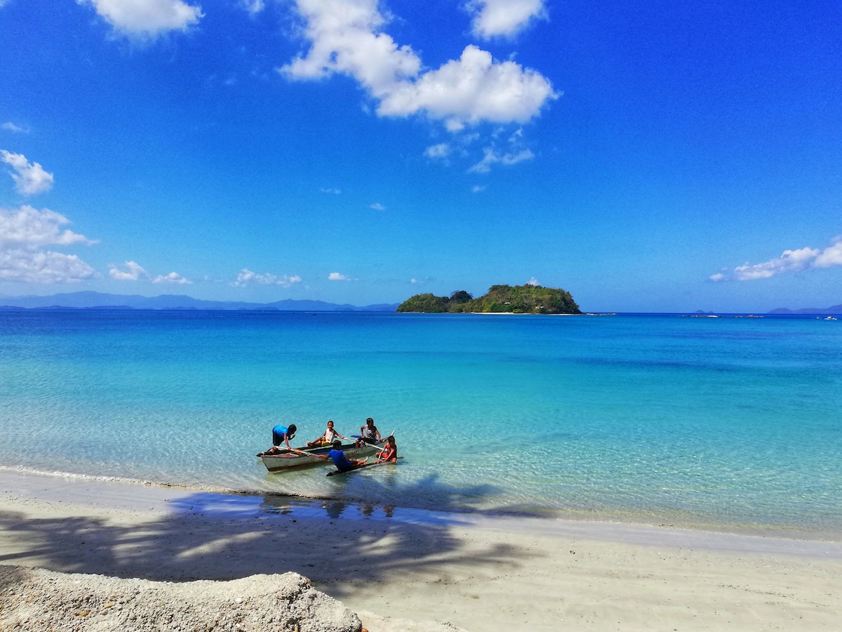 带空调和海景的卡巴纳海滩四人间