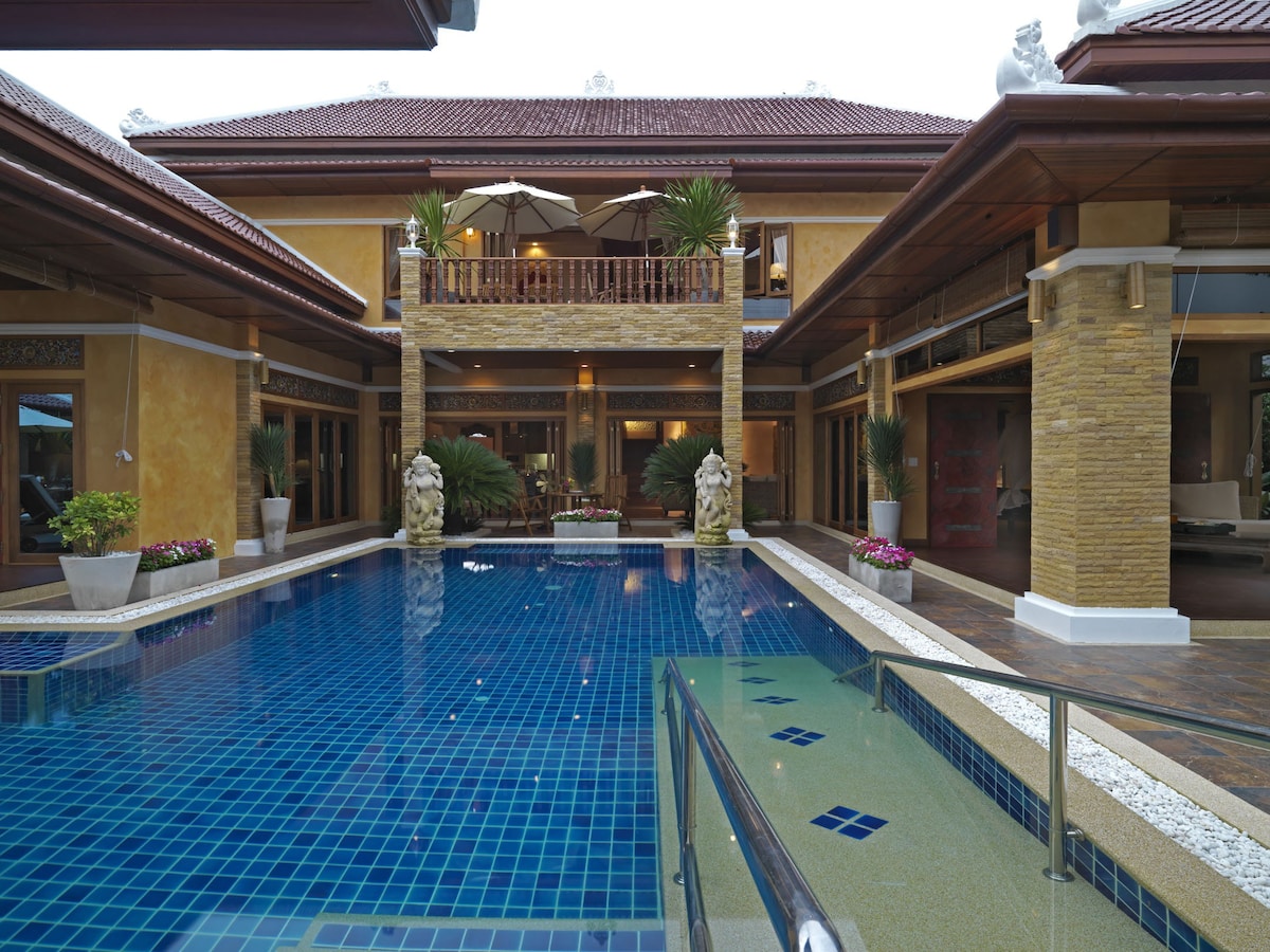 位于巴厘岛的高级泳池别墅