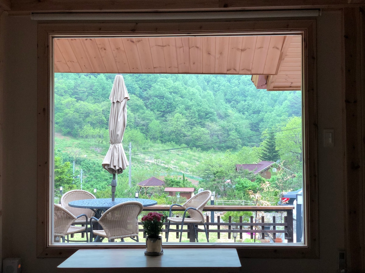 浪漫的私人别墅，靠近江陵和Jeongdongjin/柏树ondol房间，草坪，完美的治愈之旅，步道