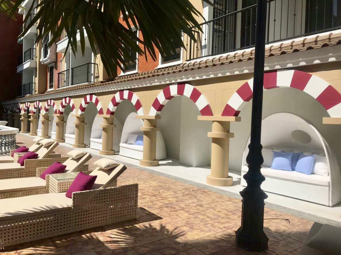 103 Espana 1-bed  direct access to swimming pool