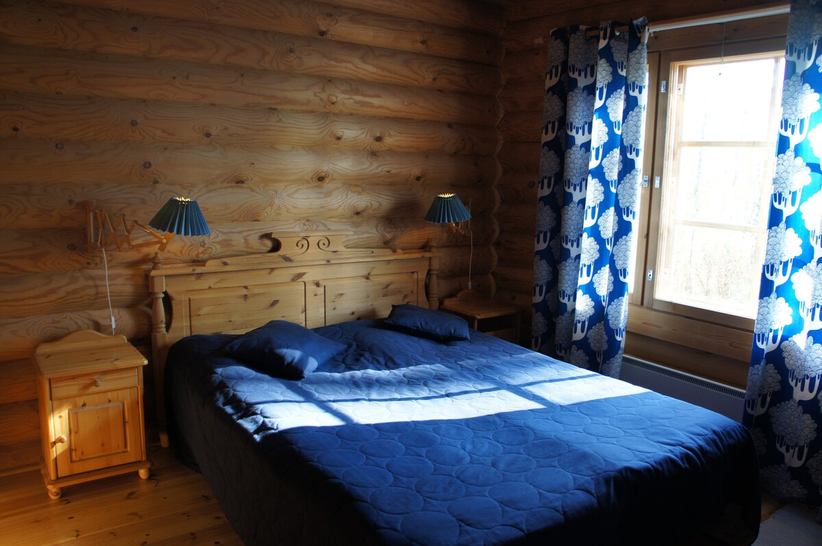 Saimaa湖的Katajanokka原木小木屋，适合8人入住