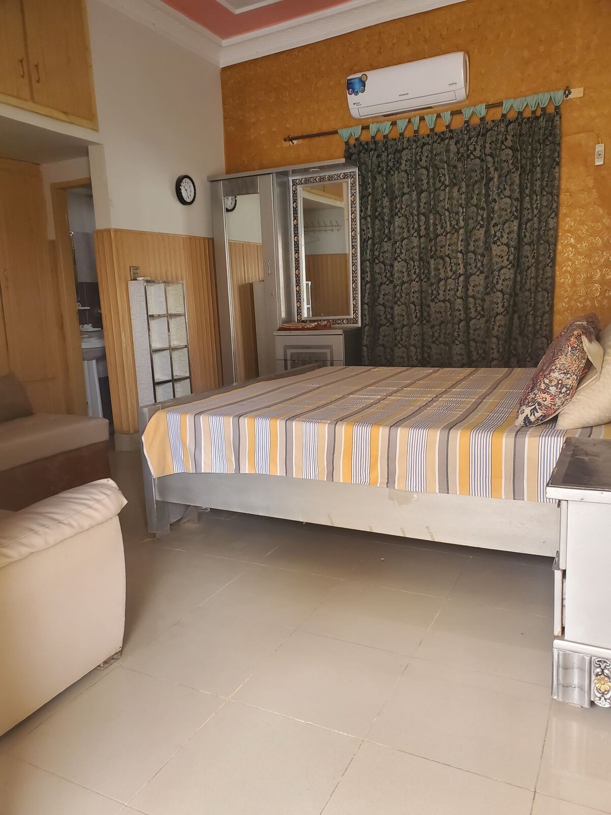 Upper portion hub of multan rental for longer stay