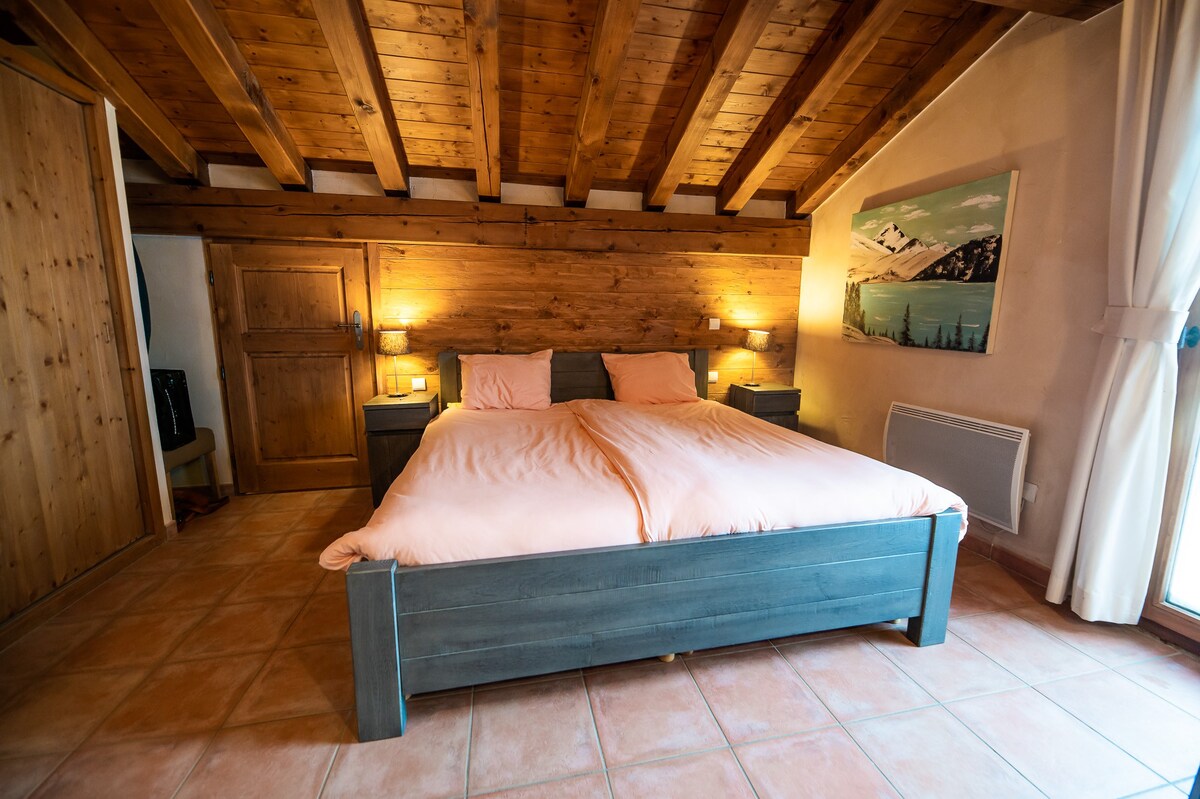 6 Room Chalet for 12 Personnes