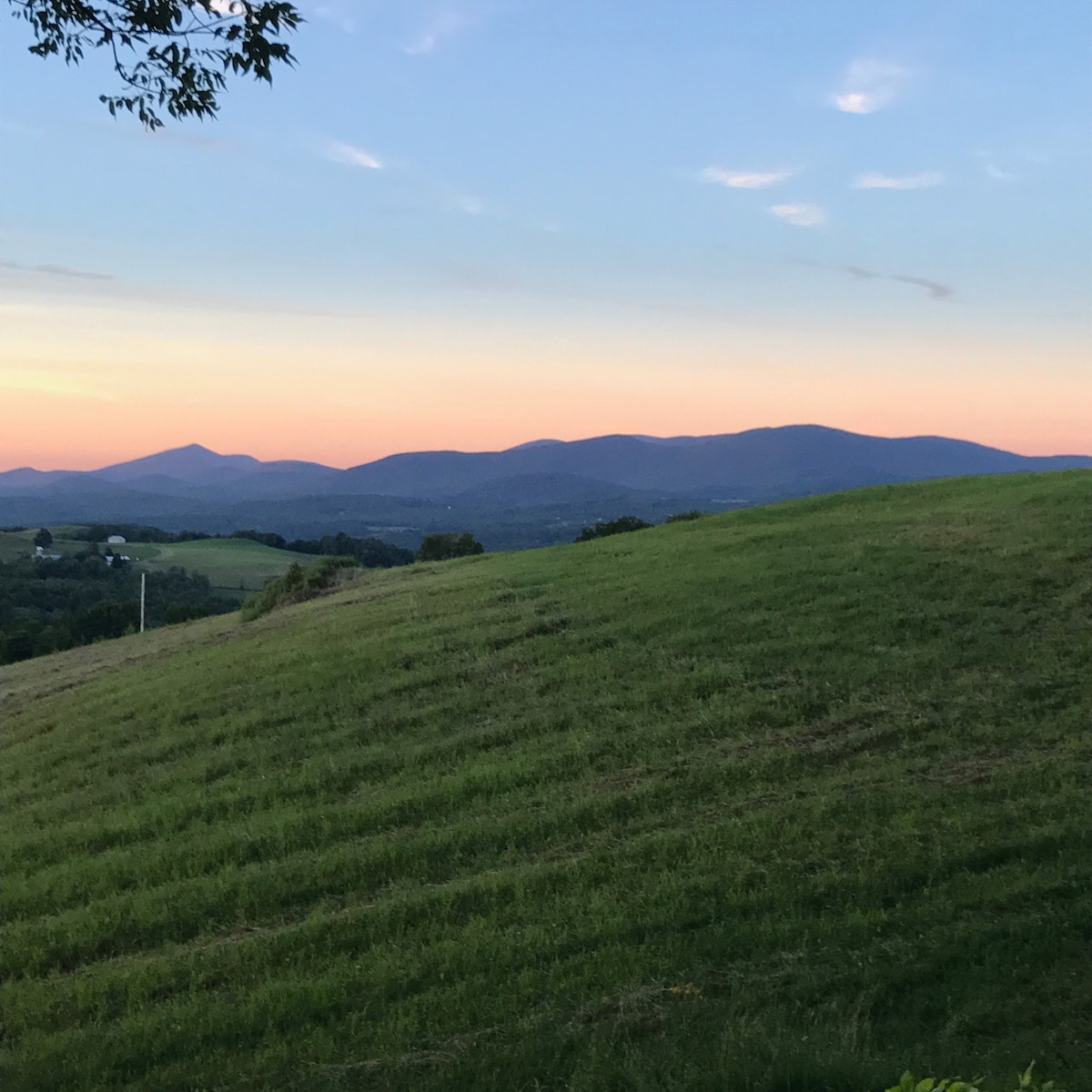 佛蒙特山景城（ Vermont Mountain View Serenity ）