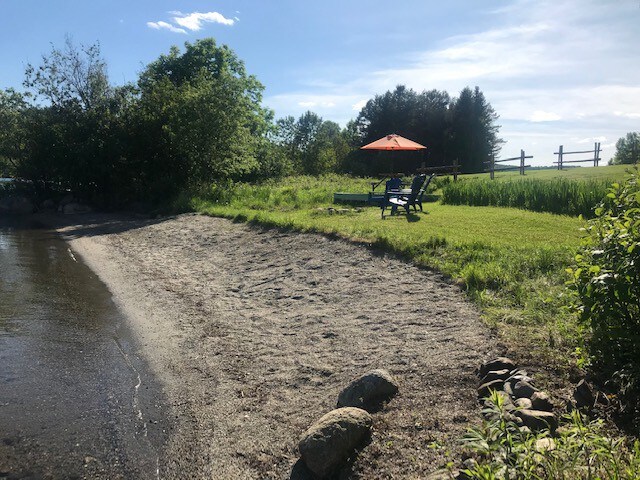 Le Refuge Pointe de l'Ermite-Bord du Lac-Mégantic