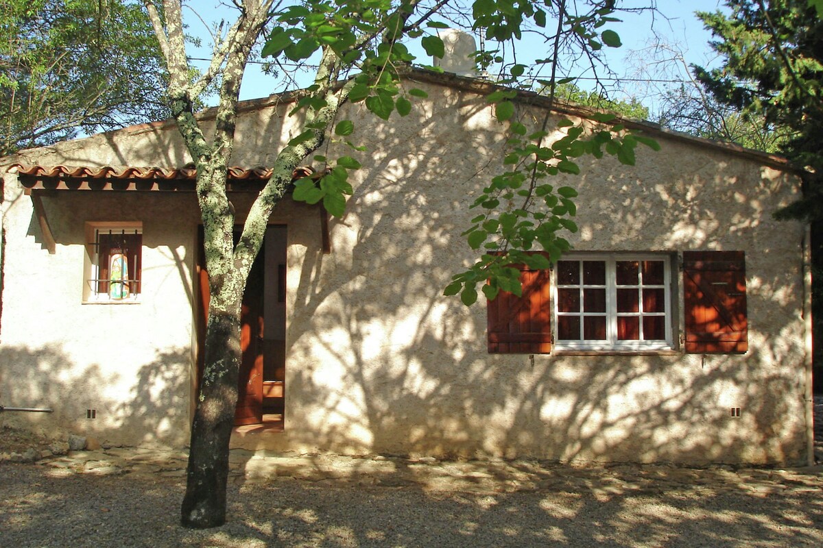 Rural holiday home with private pool