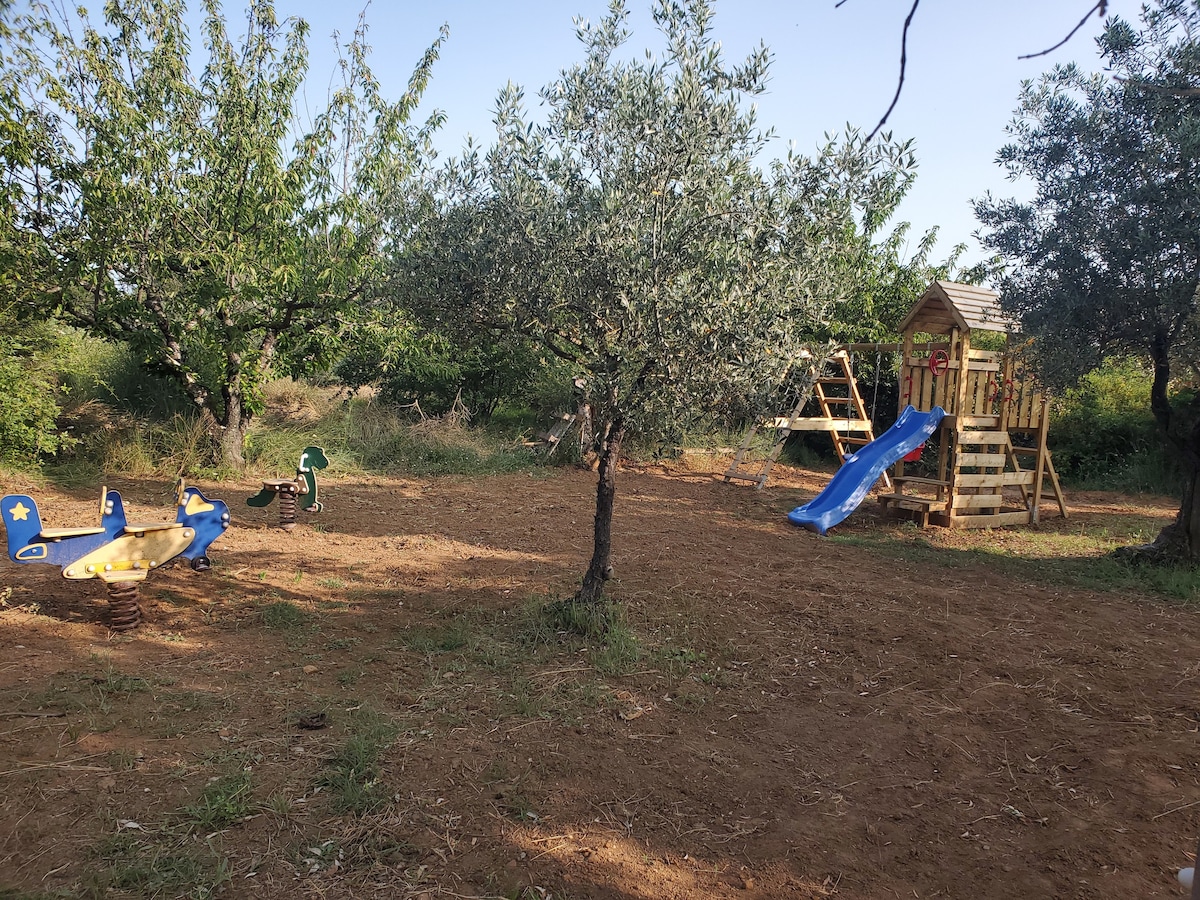 Villa au calme au pied du Luberon