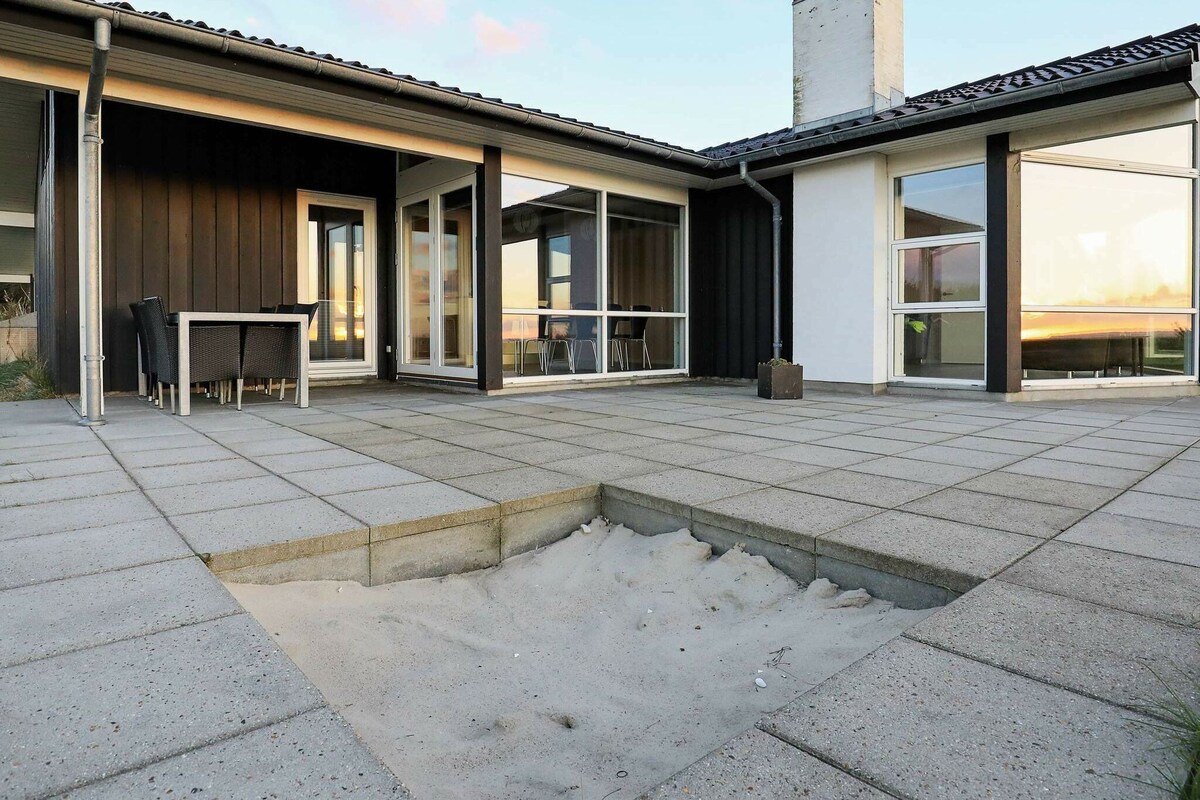 10 person holiday home in løgstør