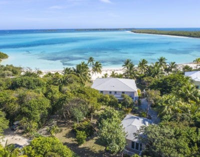 吉兰湾海滩（ Gillam Bay Beach ）的Sandy Bay House