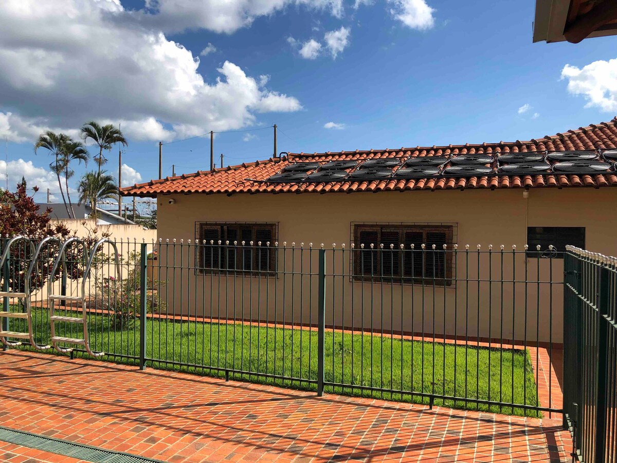 Casa em Timburi com Piscina e Area de Lazer.