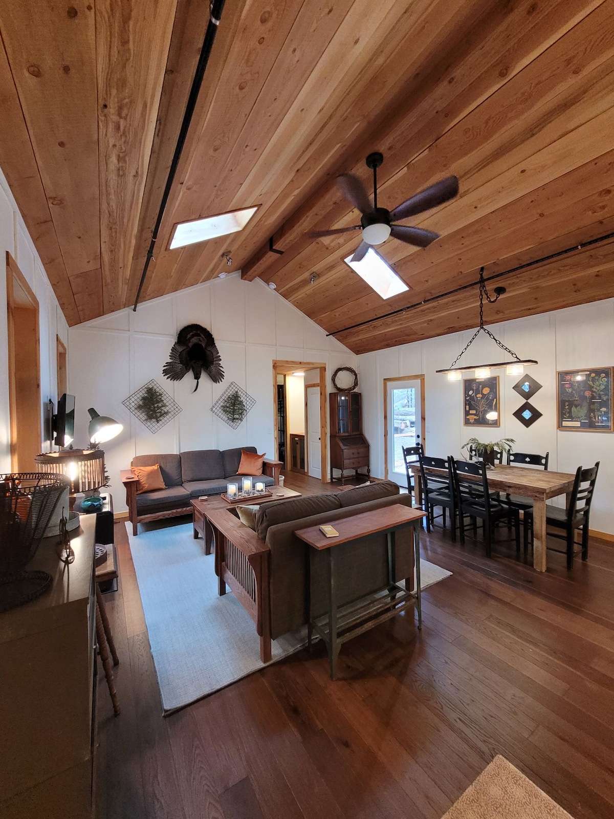 Mt. Lassen Getaway Cabin