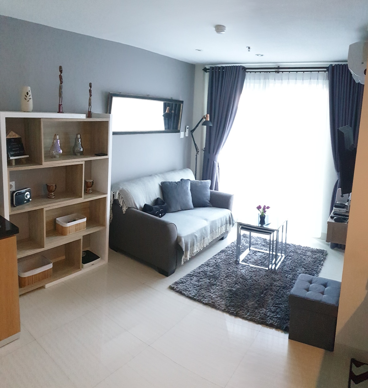 BALIKPAPAN BRIGHT & HOMEY 2 BR 公寓