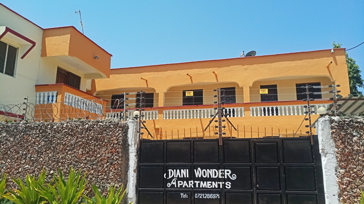Diani Wonder Apartments No.5 （无线网络+餐厅）