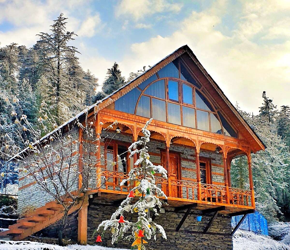 CedarWood Cottage Jungle side天堂，靠近Shimla