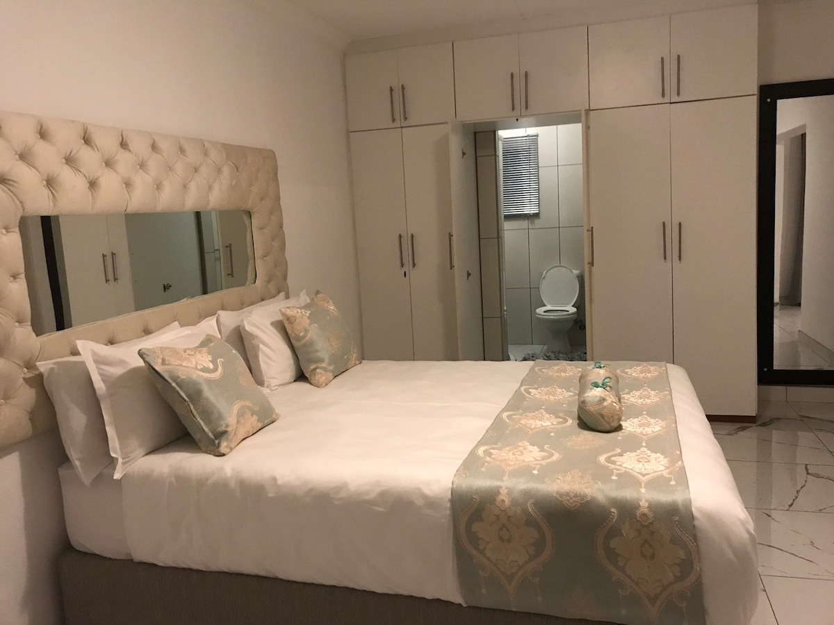 Luxurious Bachelor flat in Windhoek