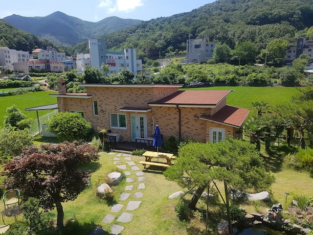 Sangmun-dong, Geoje-si的民宿