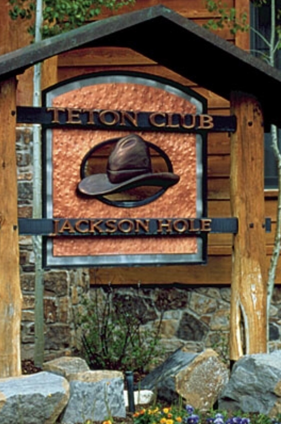 提顿俱乐部度假村（ Teton Club Resort-2 ）床-2电梯票滑雪出入