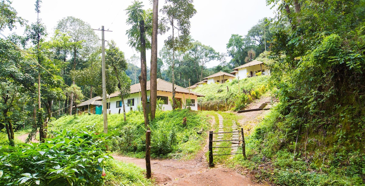 Bettathur, Coorg COTTAGE NO 4 @  The Nest....