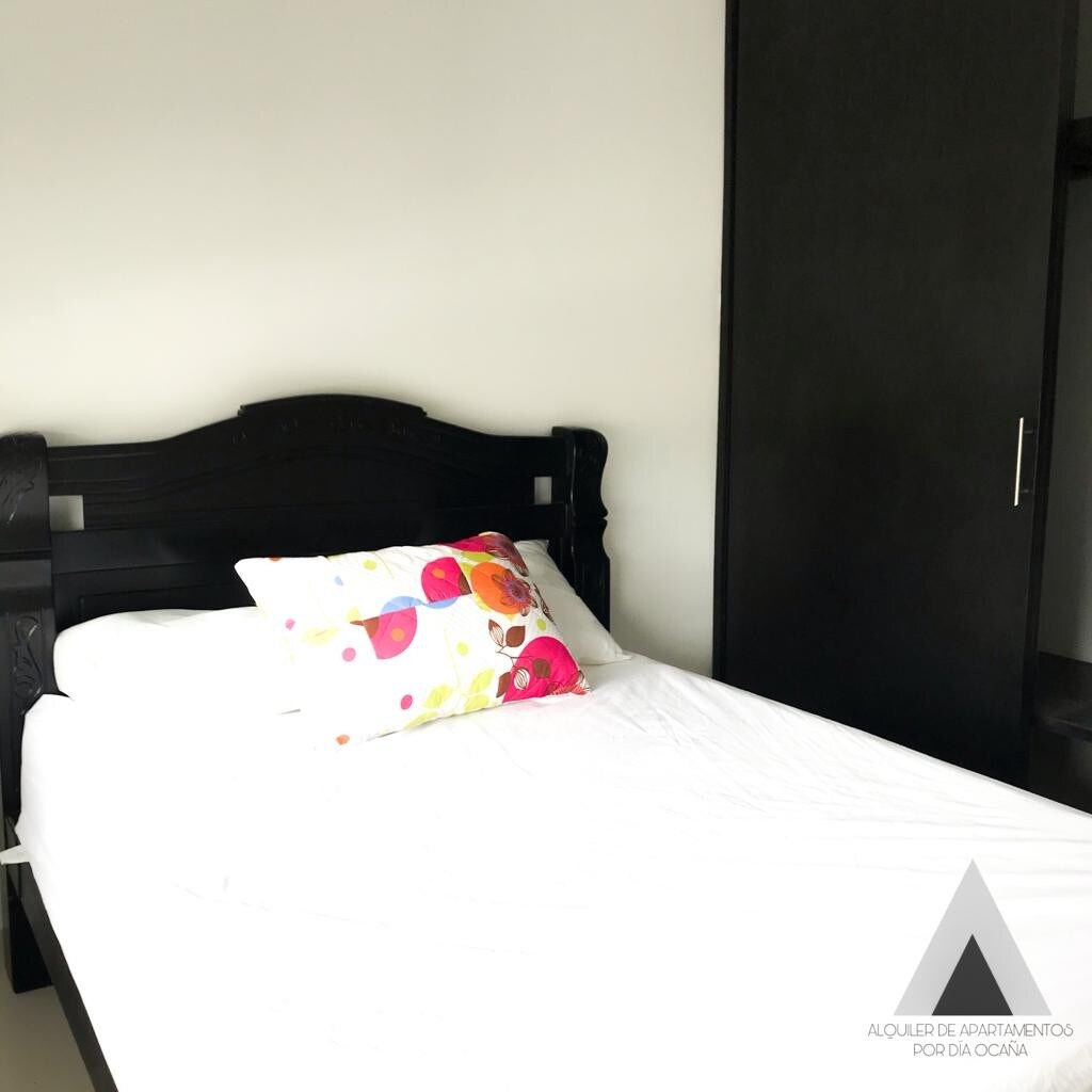 3. APARTAMENTO FULL AMOBLADO,  EN EL CENTRO.