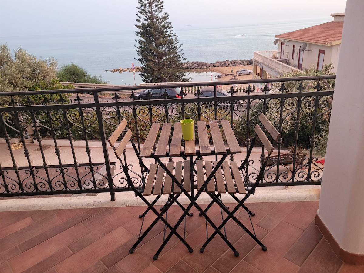 APARTANVILLA SUL MARE SERENDIPITY 2