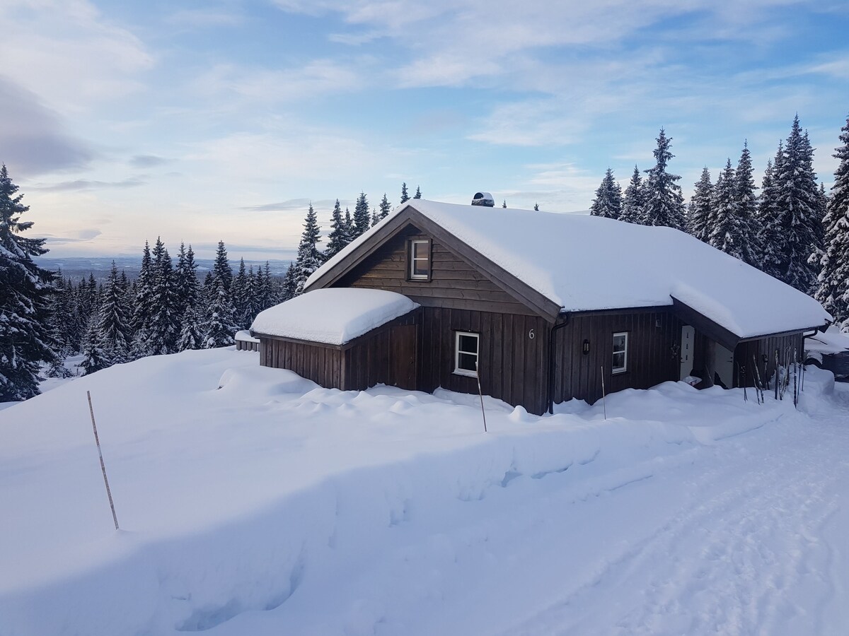 Lillehammer Nordseter舒适的现代小木屋