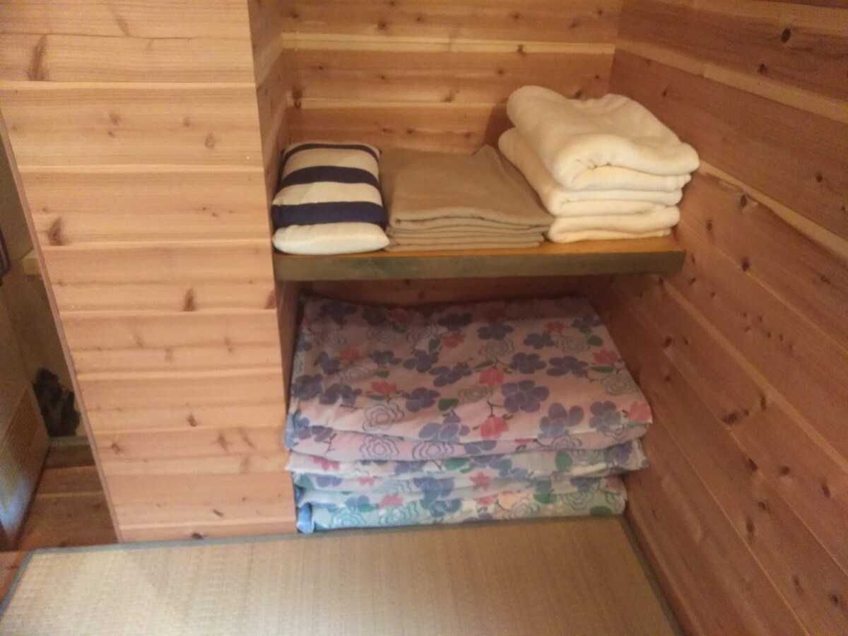 一箱式，可容纳2人（ 3人） [免费床上用品· 1个免费停车位] Dogashima Landhopia