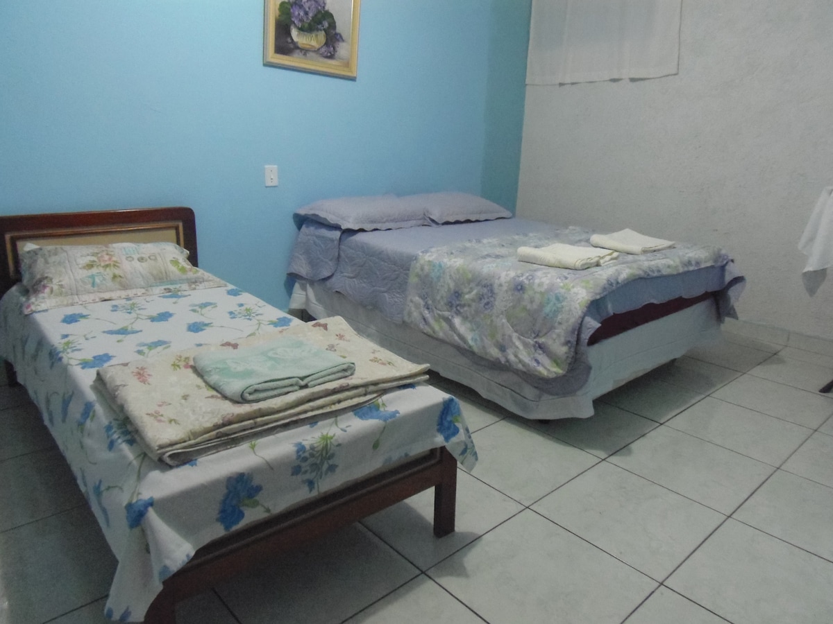 Meliza's Garden - B&B - Couple Room/Couple chambre